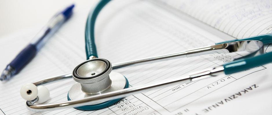 O checklist de cirurgia segura  suficiente para gesto de riscos no centro cirrgico?